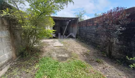 Casa para Venda em Itanhaém, São Pedro, 1 dormitório, 1 banheiro, 3 vagas