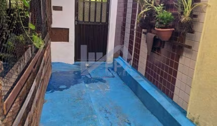 Casa para Venda em Mongaguá, Vera Cruz, 2 dormitórios, 2 banheiros