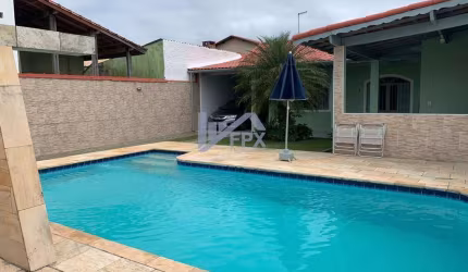 Casa para Venda em Itanhaém, Jardim Grandesp, 3 dormitórios, 1 suíte, 1 banheiro, 4 vagas