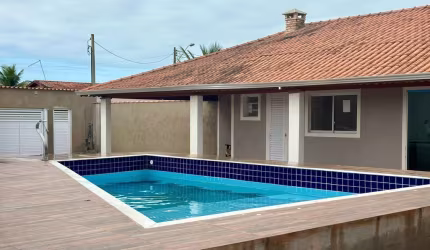 Casa para Venda em Itanhaém, Jardim Jamaica, 3 dormitórios, 2 suítes, 2 banheiros, 5 vagas