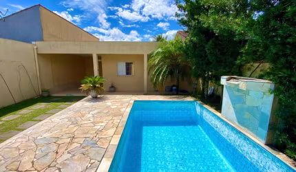 Casa para Venda em Itanhaém, Balneário Gaivota, 3 dormitórios, 1 suíte, 1 banheiro, 4 vagas