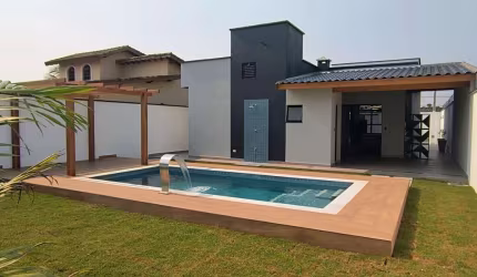 Casa para Venda em Itanhaém, Cibratel 2, 3 dormitórios, 1 suíte, 2 banheiros, 4 vagas