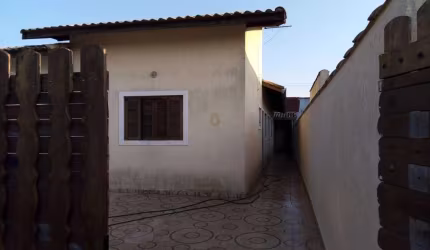 Casa para Venda em Itanhaém, Nova Itanhaém, 2 dormitórios, 1 suíte, 1 banheiro, 1 vaga