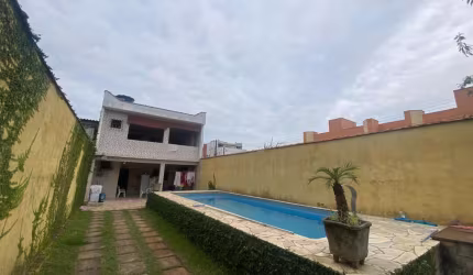 Sobrado para Venda em Itanhaém, Cibratel 1, 2 dormitórios, 2 banheiros, 4 vagas