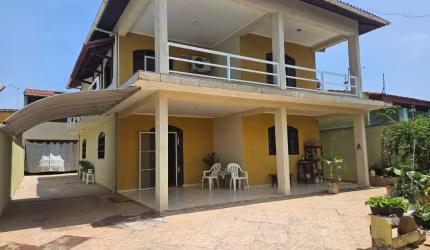 Sobrado para Venda em Itanhaém, Jardim Comendador, 4 dormitórios, 1 suíte, 3 banheiros, 1 vaga