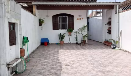Casa para Venda em Mongaguá, Balneario Itaoca, 2 dormitórios, 1 suíte, 1 banheiro, 2 vagas