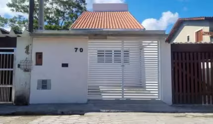Casa para Venda em Itanhaém, Jardim Corumbá, 2 dormitórios, 1 suíte, 2 banheiros, 3 vagas