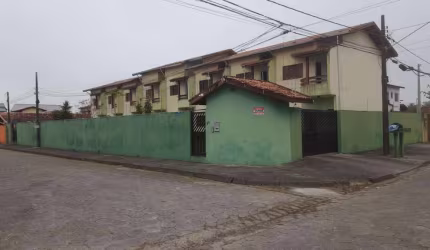 Casa para Venda em Itanhaém, Jardim Tupy, 2 dormitórios, 2 suítes, 3 banheiros, 1 vaga