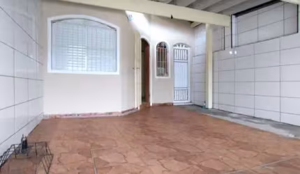 Casa para Venda em Mongaguá, Balneario Itaoca, 2 dormitórios, 1 suíte, 1 banheiro, 2 vagas