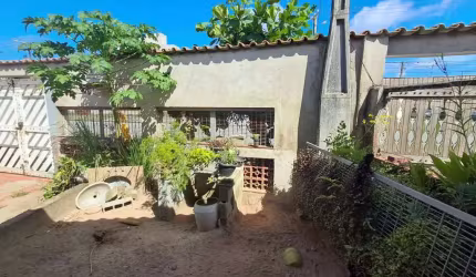 Casa para Venda em Itanhaém, Agenor de Campos, 3 dormitórios, 1 suíte, 3 banheiros, 4 vagas