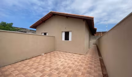 Casa para Venda em Itanhaém, Bopiranga, 2 dormitórios, 1 banheiro, 2 vagas