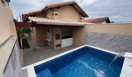 Casa para Venda em Itanhaém, Bopiranga, 2 dormitórios, 1 suíte, 1 banheiro, 2 vagas