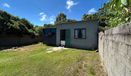 Casa para Venda em Itanhaém, Jardim Marambá 1, 2 dormitórios, 1 banheiro, 6 vagas