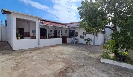 Casa para Venda em Itanhaém, Balneário Gaivota, 2 dormitórios, 2 suítes, 3 banheiros, 4 vagas
