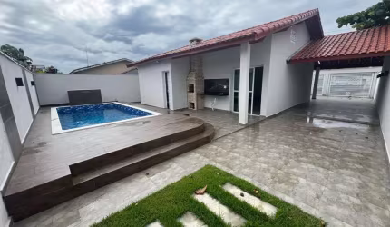 Casa para Venda em Itanhaém, Jardim Regina, 2 dormitórios, 1 suíte, 2 banheiros, 4 vagas