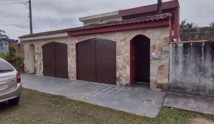 Casa para Venda em Itanhaém, Balneário Gaivotas, 3 dormitórios, 1 suíte, 2 banheiros, 4 vagas