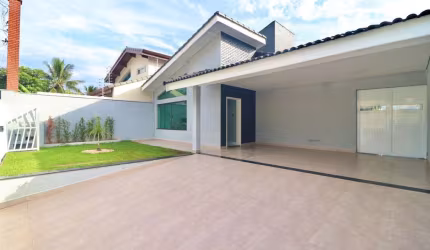Casa para Venda em Peruíbe, Imperador, 3 dormitórios, 1 suíte, 1 banheiro, 2 vagas