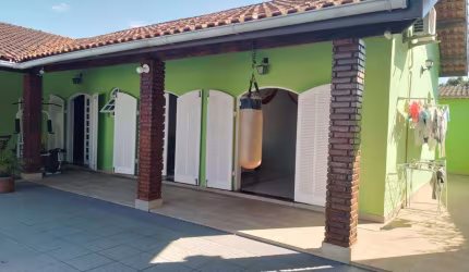Casa para Venda em Itanhaém, Belas Artes, 2 dormitórios, 1 suíte, 2 banheiros, 5 vagas