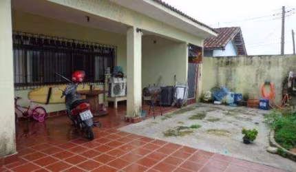 Casa para Venda em Itanhaém, Umuarama, 3 dormitórios, 1 suíte, 3 vagas