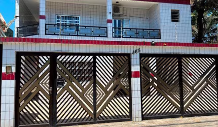 Casa para Venda em Mongaguá, Jardim Silveira, 4 dormitórios, 1 suíte, 2 banheiros, 5 vagas