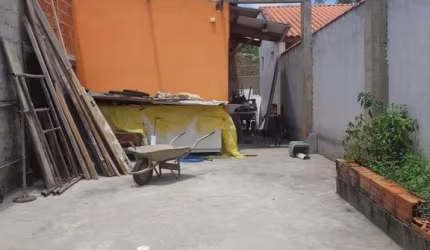 Casa para Venda em Itanhaém, Umuarama, 1 dormitório, 1 banheiro, 2 vagas
