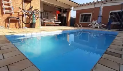 Casa para Venda em Itanhaém, Praia dos Sonhos, 3 dormitórios, 1 suíte, 1 banheiro, 4 vagas