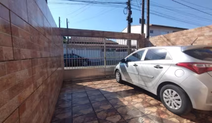 Casa para Venda em Itanhaém, Corumbá, 2 dormitórios, 1 banheiro, 2 vagas