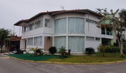 Casa para Venda em Itanhaém, Vila São Paulo, 3 dormitórios, 3 suítes, 2 banheiros, 2 vagas
