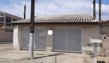Casa para Venda em Itanhaém, Jardim Marilu, 3 dormitórios, 1 suíte, 2 banheiros, 2 vagas