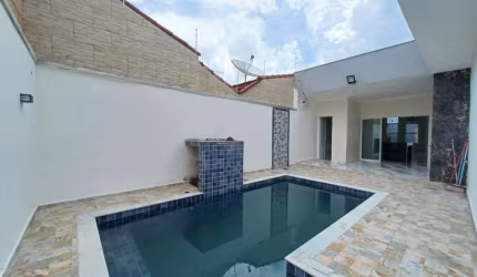 Casa para Venda em Itanhaém, Tupy, 3 dormitórios, 2 suítes, 1 banheiro, 2 vagas