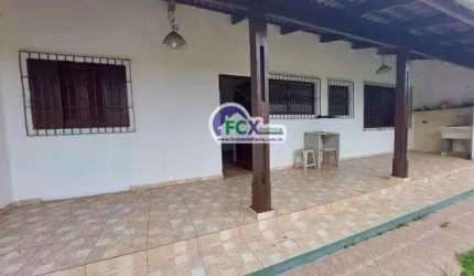 Casa para Venda em Itanhaém, Praia dos Sonhos, 2 dormitórios, 1 suíte, 1 banheiro, 4 vagas