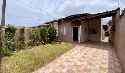 Casa para Venda em Itanhaém, Cibratel 2, 3 dormitórios, 1 suíte, 1 banheiro, 3 vagas