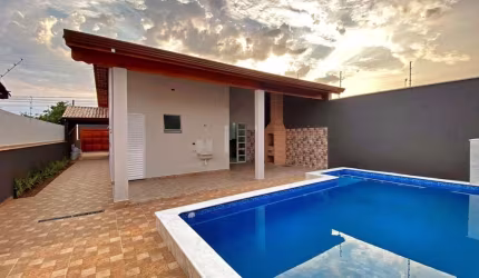 Casa para Venda em Itanhaém, Balneário Gaivotas, 3 dormitórios, 1 suíte, 1 banheiro, 3 vagas
