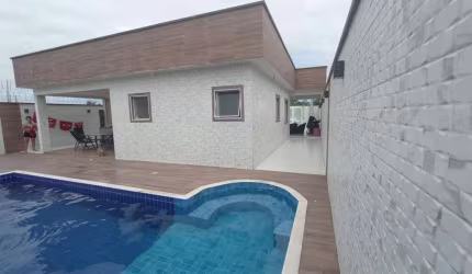 Casa para Venda em Peruíbe, Jardim San Francisco, 3 dormitórios, 2 suítes, 1 banheiro, 6 vagas