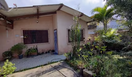 Casa para Venda em Itanhaém, Umuarama, 2 dormitórios, 1 banheiro, 2 vagas