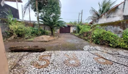 Casa para Venda em Itanhaém, Umuarama, 2 dormitórios, 1 banheiro, 6 vagas