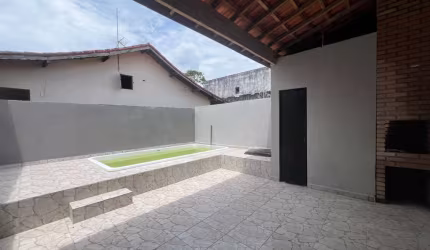 Casa para Venda em Itanhaém, Grandesp, 2 dormitórios, 1 suíte, 1 banheiro, 2 vagas