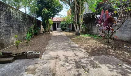 Casa para Venda em Itanhaém, Jardim Tanise, 1 dormitório, 1 banheiro, 4 vagas