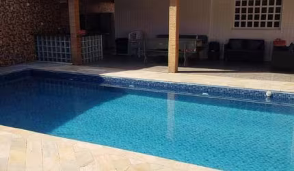 Casa para Venda em Itanhaém, Jardim Suarão, 3 dormitórios, 1 suíte, 1 banheiro, 5 vagas