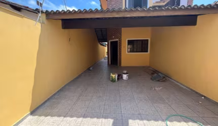 Casa para Venda em Itanhaém, Belas Artes, 2 dormitórios, 2 suítes, 1 banheiro, 3 vagas