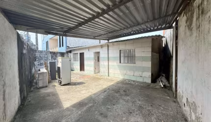 Casa para Venda em Itanhaém, Corumbá, 3 dormitórios, 2 banheiros, 2 vagas