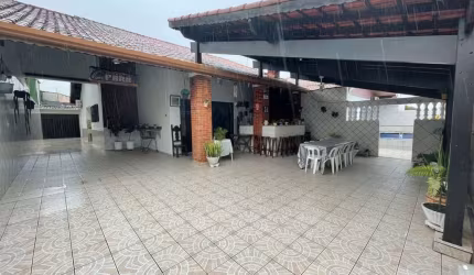 Casa para Venda em Itanhaém, Jardim Suarão, 2 dormitórios, 1 suíte, 1 banheiro, 2 vagas