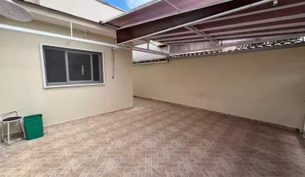 Casa para Venda em Itanhaém, Tupy, 2 dormitórios, 1 suíte, 1 banheiro, 2 vagas