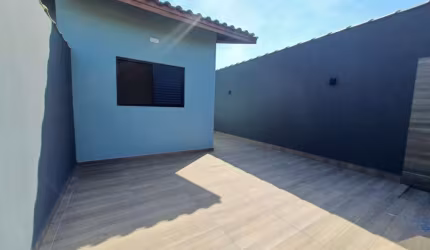 Casa para Venda em Itanhaém, Bopiranga, 2 dormitórios, 1 suíte, 2 banheiros, 1 vaga