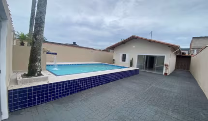 Casa para Venda em Itanhaém, Jardim Suarão, 2 dormitórios, 1 banheiro, 6 vagas