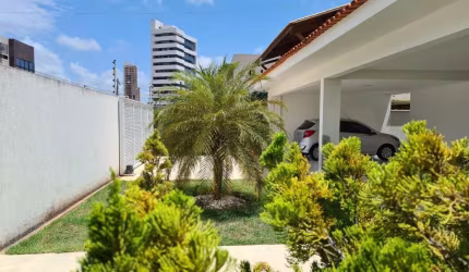 Casa com 4 quartos à venda na Carmem Romero, 132, Jardim Oceania, João Pessoa por R$ 1.750.000