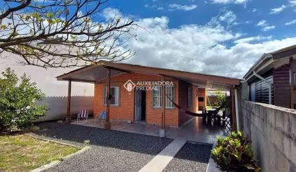 Casa com 2 quartos à venda na ORION, 394, Arco Íris, Capão da Canoa, 90 m2 por R$ 350.000