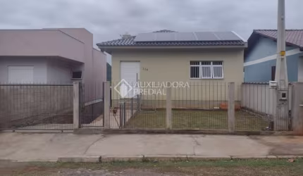 Casa com 2 quartos à venda na BRUNO RODOLPHO KAUER, 110, Senai, Montenegro, 105 m2 por R$ 422.000