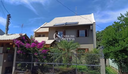 LINDA CASA EM NOVA PETRÓPOLIS COM 5 QUARTOS, Logradouro, Nova Petropolis - RS