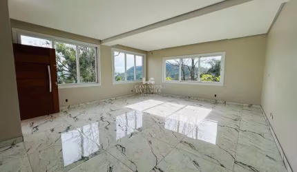 CASA COM VISTA PARA O VALE EM NOVA PETRÓPOLIS, Pousada da Neve, Nova Petropolis - RS